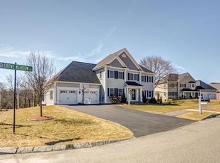 9 Park St, Mendon, MA 01756