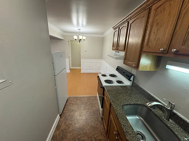 801 Plate St — Photo 7