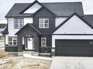 540 Autumn Ridge Ct, Oregon, WI 53575