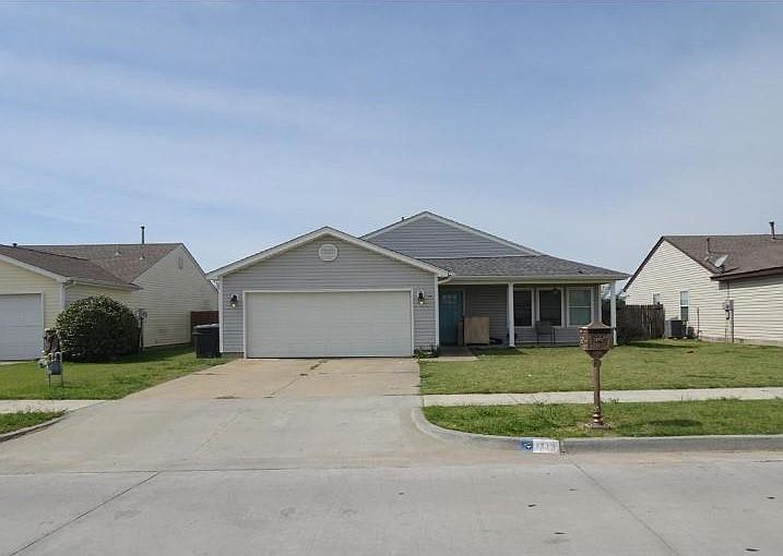 1st image of 1713 Eagle Dr