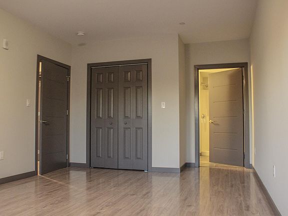 4th image of 145 Newbury Ave APT 12