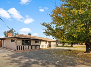 11501 E Peltier Rd, Acampo, CA 95220