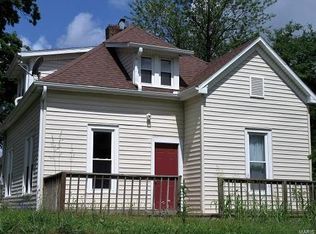 607 4th St E, Scott City, MO 63780