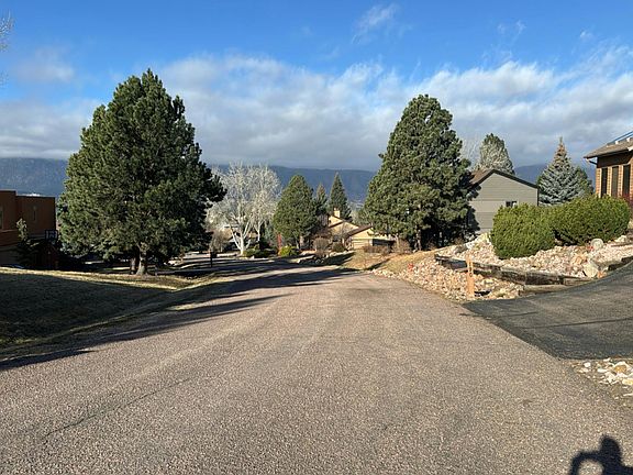 4th image of 190 Desert Inn Way