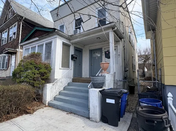 269 Pulaski Ave, Staten Island, NY 10303