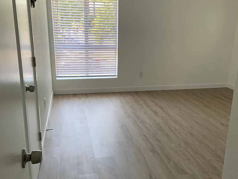 222 N Avenue 66 #22 — Photo 7
