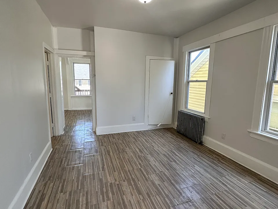 66 E 16th St #2