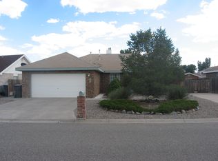8 Locust St, Los Lunas, NM 87031