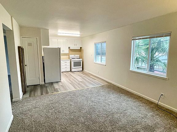 2nd image of 3018 4th Ave APT 6