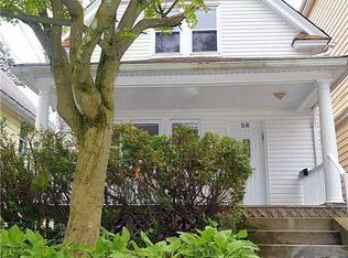 26 North Rd, Great Neck, NY 11024