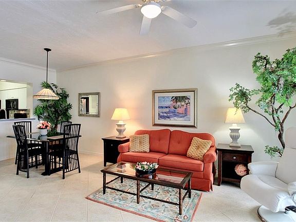 5th image of 6232 N Mirror Lake Dr Unit 620