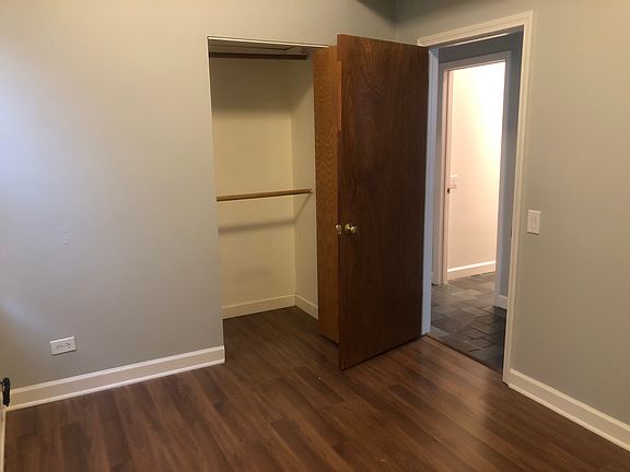 3rd image of 301 S Cass Ave #1E