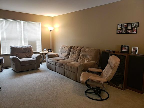 5th image of 534 Holiday Ln #0