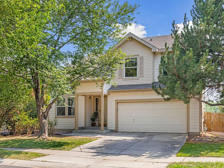 2021 Falcon Ridge Dr — Photo 1