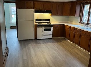 424 Pine St FLOOR 1, Meadville, PA 16335