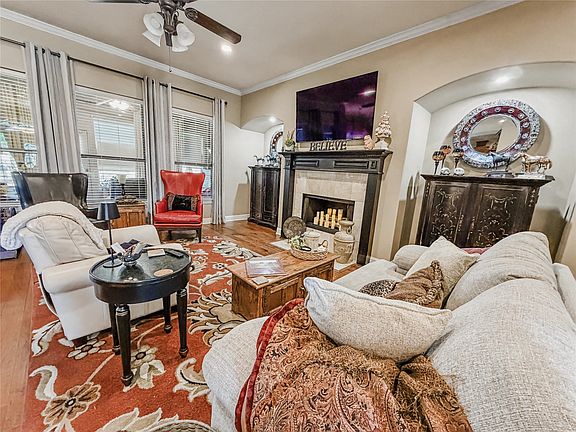 3rd image of 317 Billo Ct