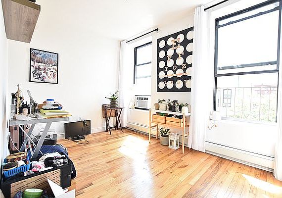 3rd image of 234 W 122nd St #16