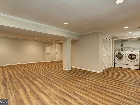 5th image of 9907 La Duke Dr