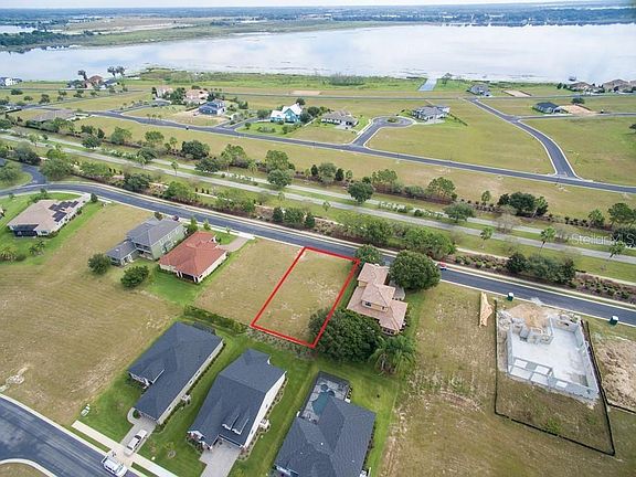 4th image of 142 Stargrass Dr