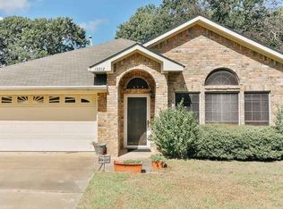 13212 Choice Cir, Lindale, TX 75771