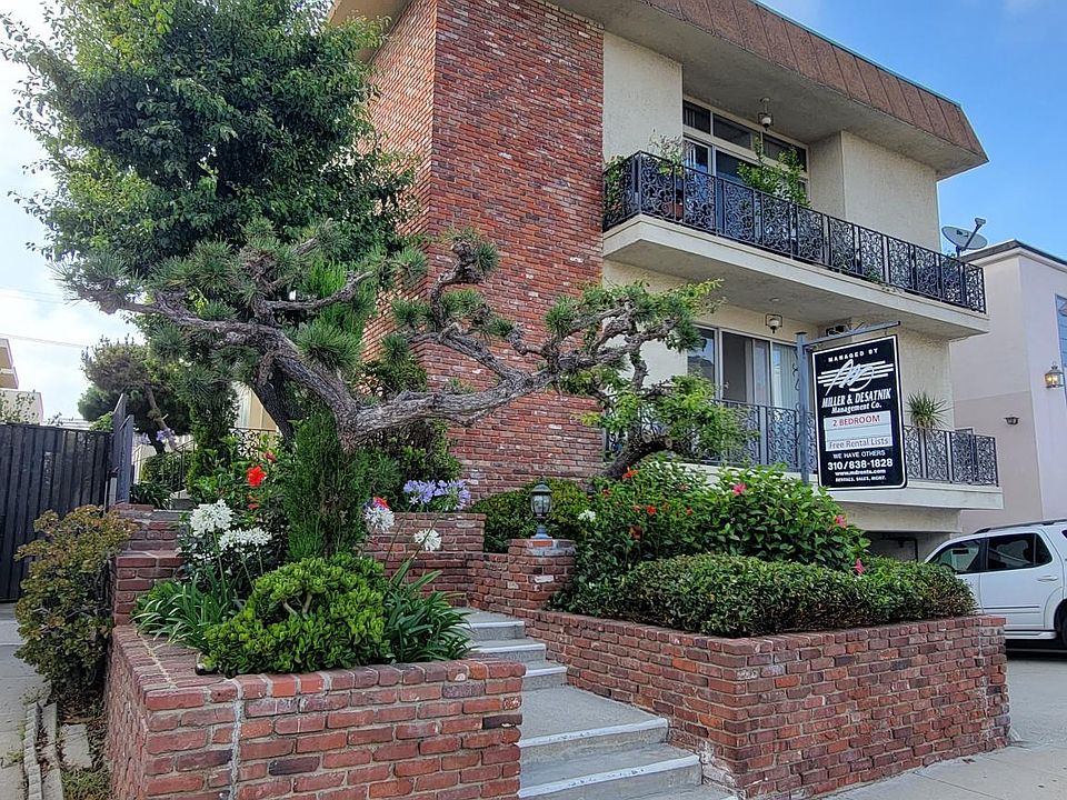 1st image of 11735 Mayfield Ave #209