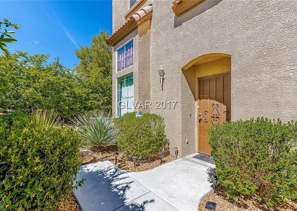 1st image of 8443 Tiger Woods Ave