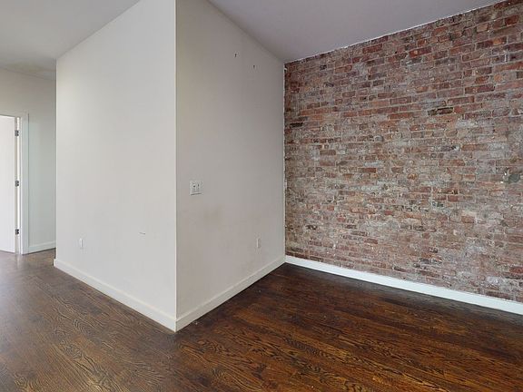 4th image of 3671 Broadway APT 27A
