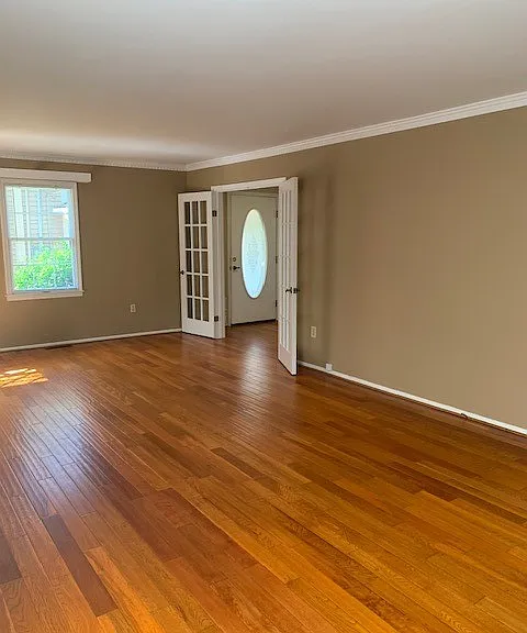 110 N Broad St — Photo 9