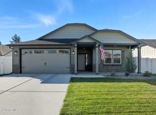 16145 N Hadley Loop, Rathdrum, ID 83858