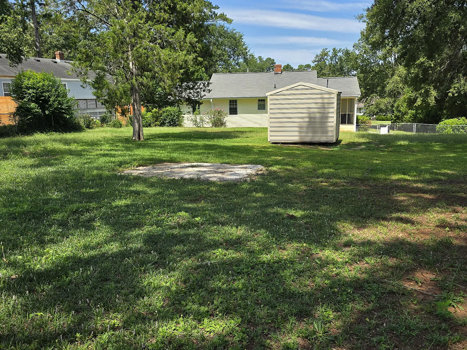 3 bed, 1056 sqft, $1,550 — Photo 3
