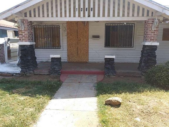 4th image of 1366 E Park Way