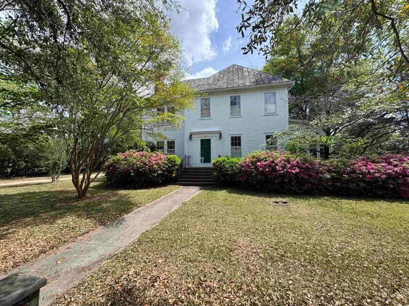 5 S Rosemary Ave., Andrews, SC 29510