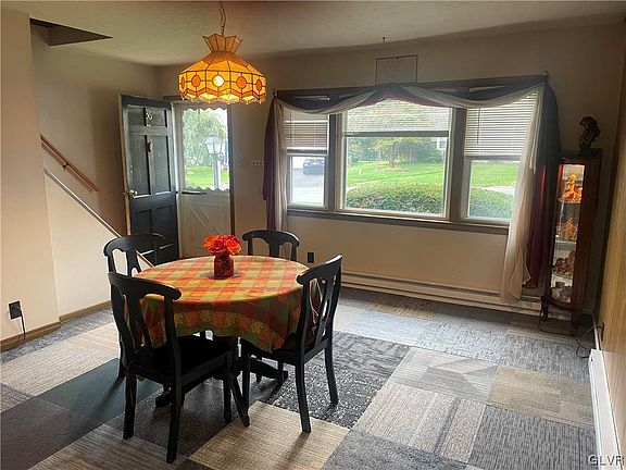 5th image of 36 Wilden Dr