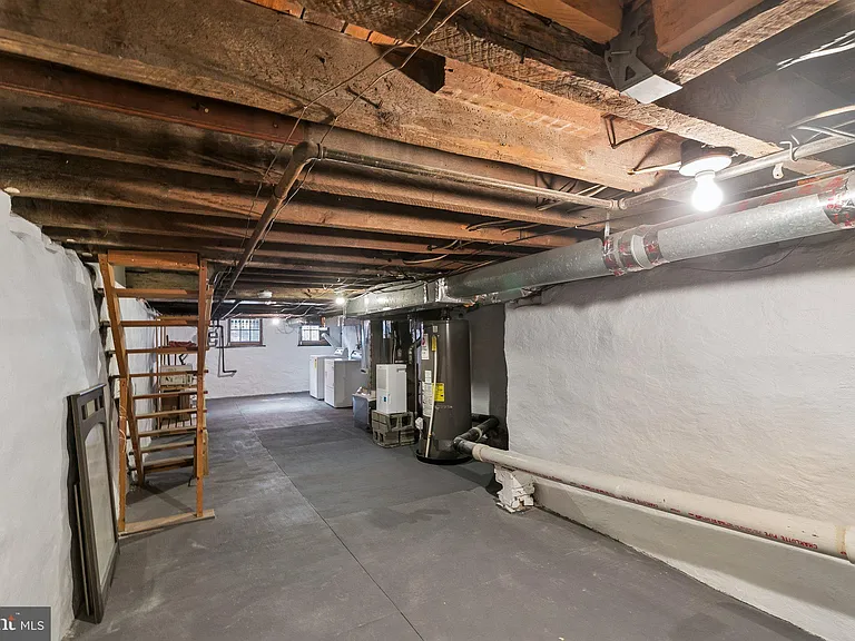 621 S Bambrey St — Photo 33