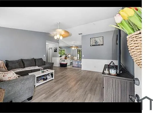 9917 Lake Dr — Photo 5