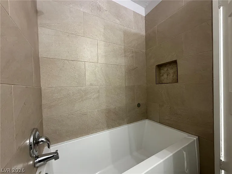6336 Brittany Way — Photo 8
