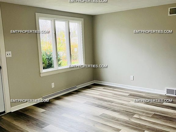 2nd image of 306 Bon Air Ave