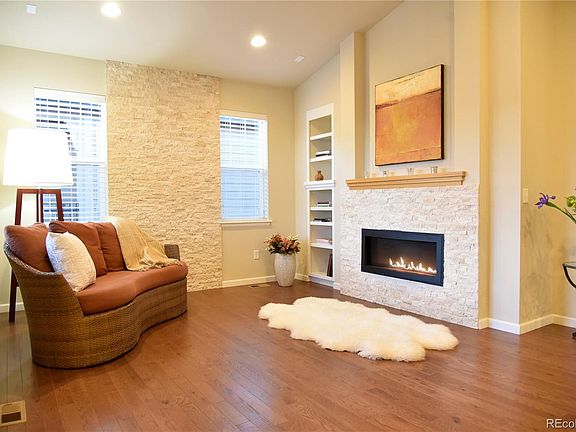 3rd image of 315 Flagstaff Dr