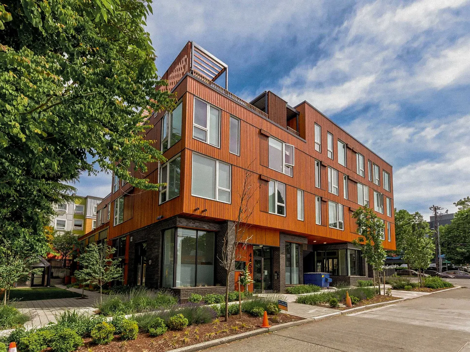 Ori Stone Way Apartments — Photo 1