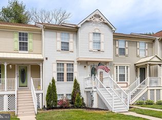 26 Wagon Wheel Dr, Sicklerville, NJ 08081