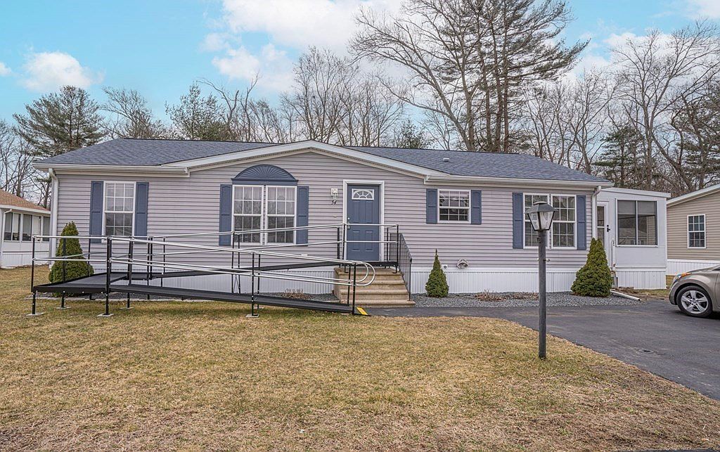 54 Loop, Raynham, MA 02767 Zillow
