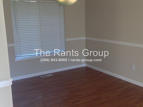 5th image of 8542 Conifer Ct SE