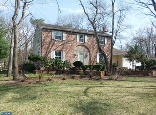 306 Laurel Ln, Mount Laurel, NJ 08054