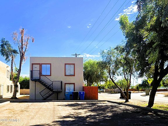 2nd image of 2145 W MARIPOSA Street