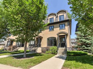 5833 Mullen Pl NW, Edmonton, AB T6R0T5