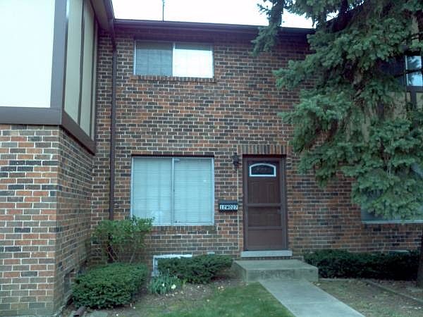 1st image of 18W027 Kirkland Ln