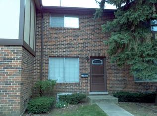 18W027 Kirkland Ln, Villa Park, IL 60181
