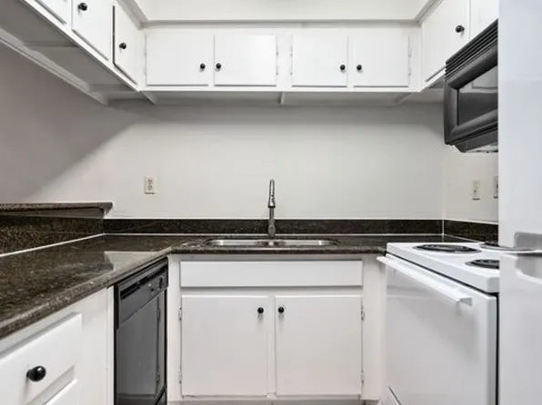 Dream Montrose - 2212 Dunlavy Street, 2212 Dunlavy St APT 17, Houston, TX 77006