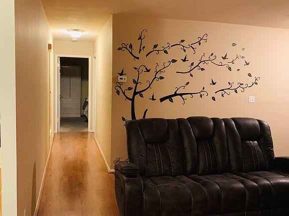 3rd image of 124 Gervil St Floor 2