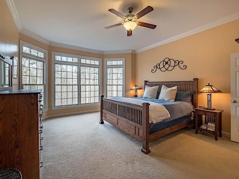 310 Hogan Woods Cir — Photo 12